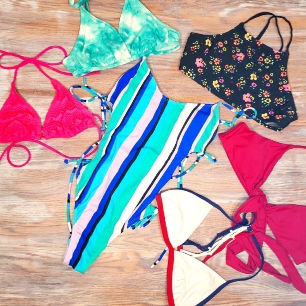 Lot of Bathing Suit Tops and One Piece set in Sizes XSmall to Small Juni…